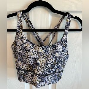 Lululemon sports bra size 8